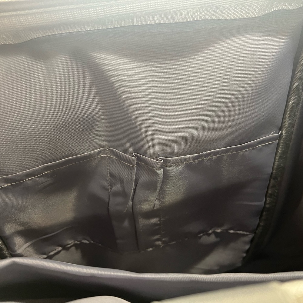 Travel backpack - Picture 3 of 13